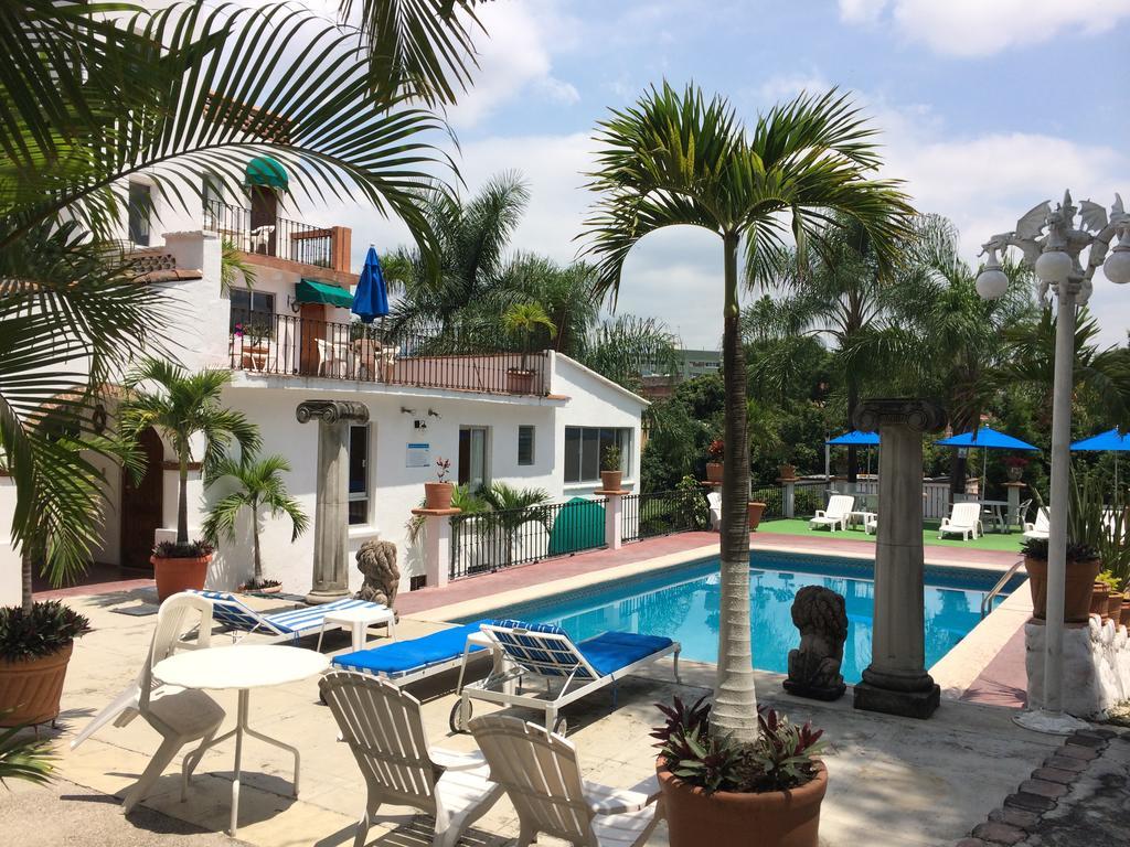 קוארנבאקאבה Hotel Bajo El Volcan מראה חיצוני תמונה