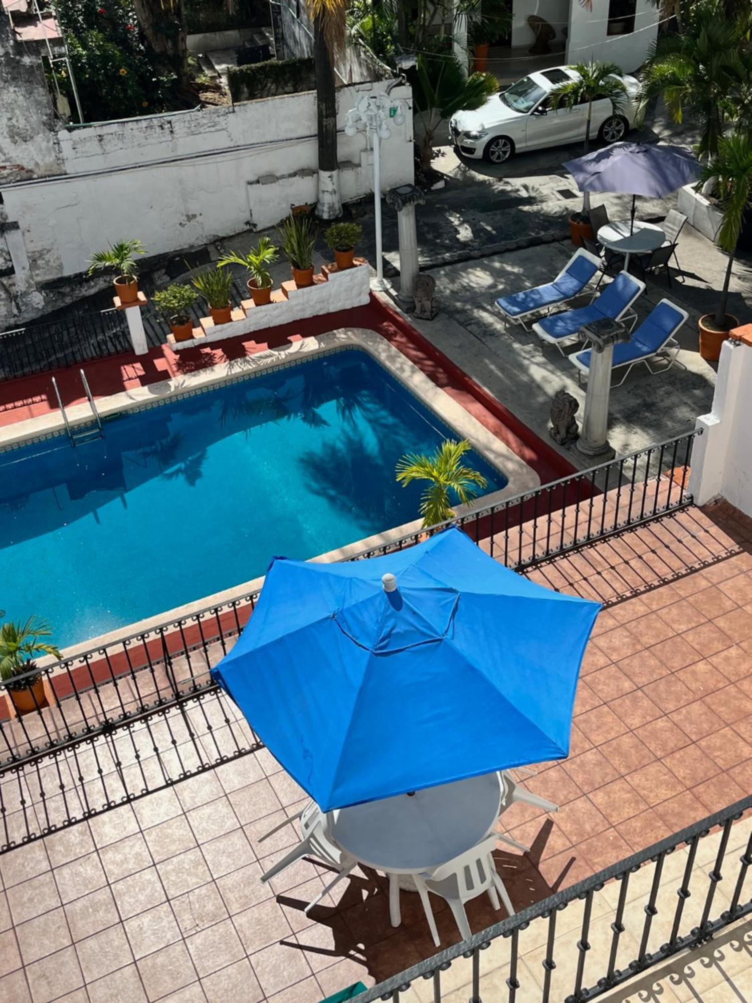 קוארנבאקאבה Hotel Bajo El Volcan מראה חיצוני תמונה